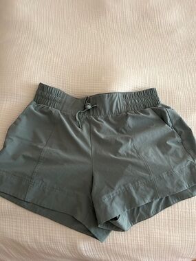 Set of 2 Women’s Shorts